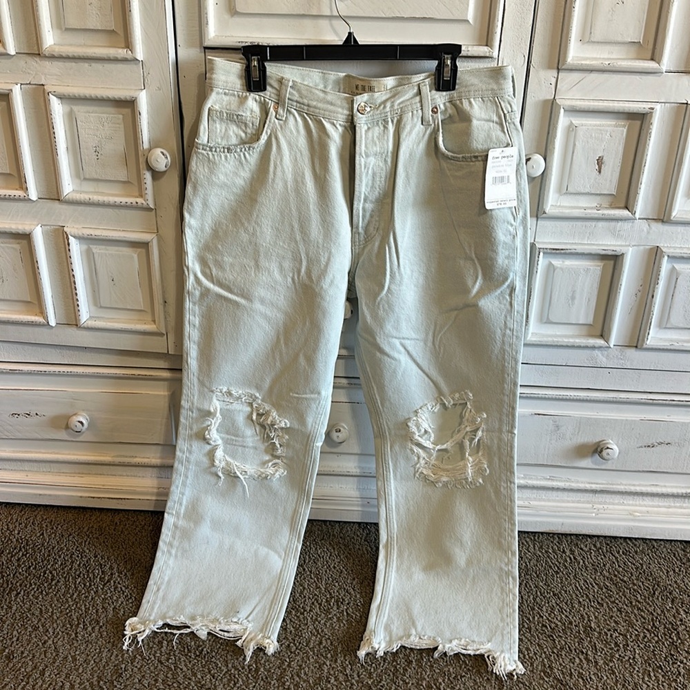 light wash cute baggy jeans
